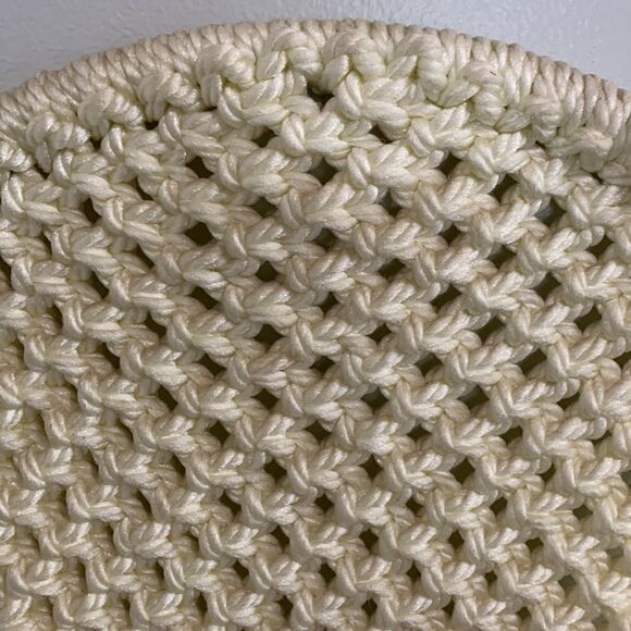 Vintage Handmade Macrame Style Wall Decor Plant Flower Wall Pocket One Of A Kind - Picture 10 of 17